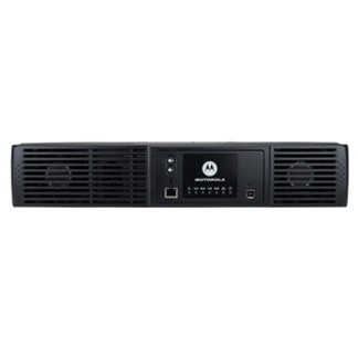 SERIE SLR 8000 REPETIDOR MOTOTRBO™ SERIE SLR 8000 REPETIDOR MOTOTRBO™