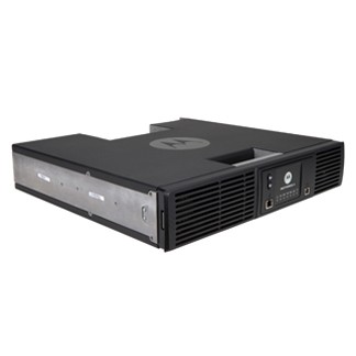 SERIE SLR 8000 REPETIDOR MOTOTRBO™ SERIE SLR 8000 REPETIDOR MOTOTRBO™